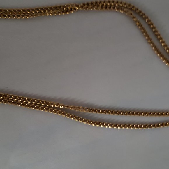 Sarah Coventry Gold Necklace Doubling as Brooch - Picture 5 of 8